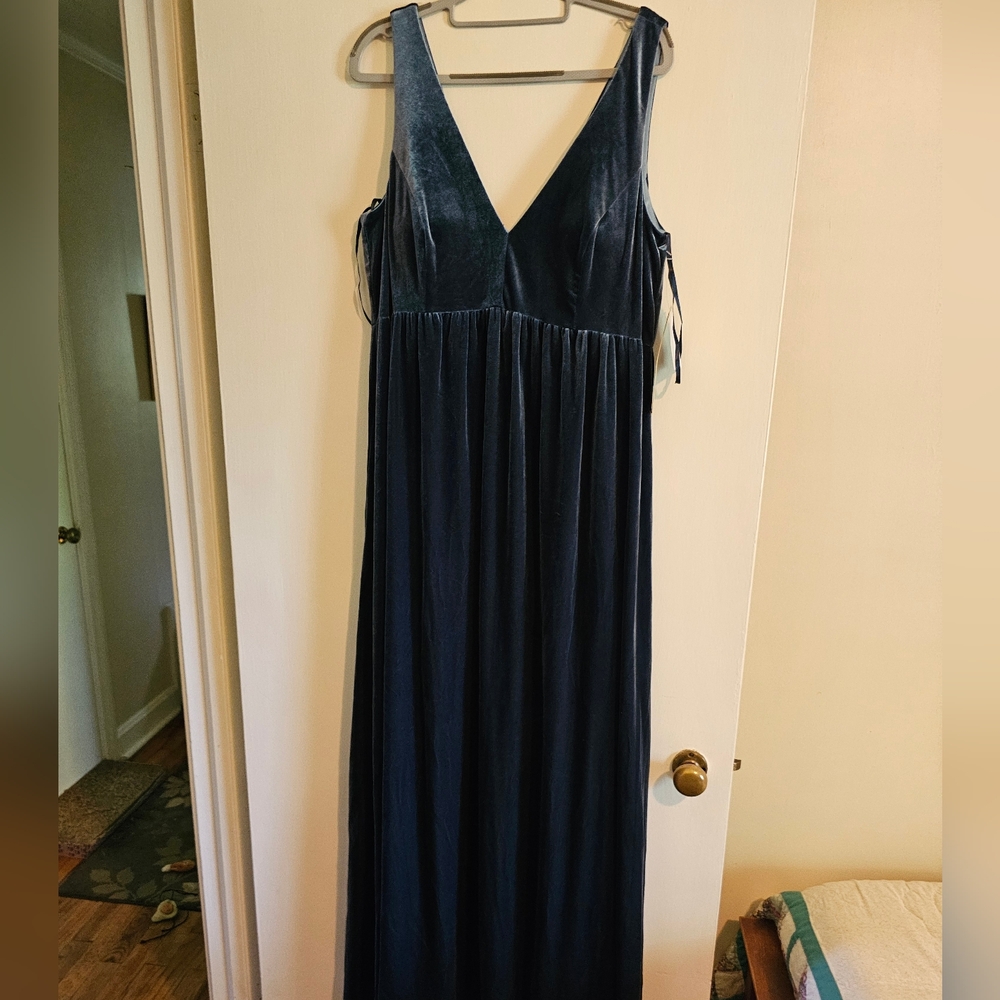 Nouvelle Velvet Dress Size 14